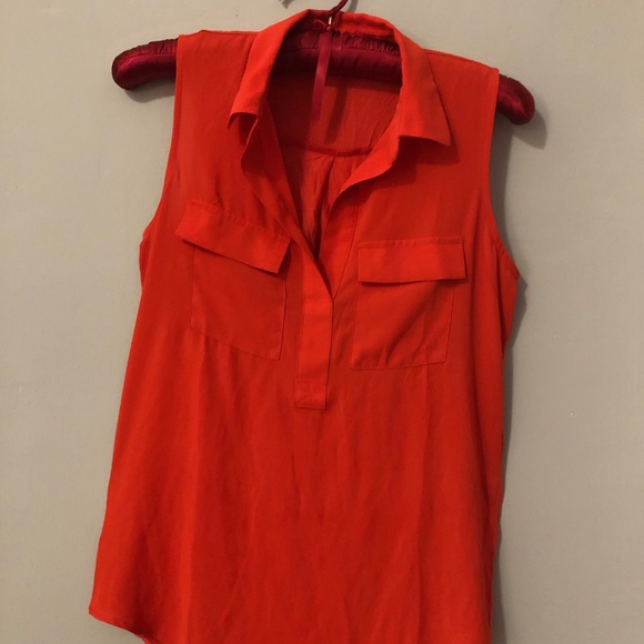 Collared Silky Tank - Picture 2 of 4